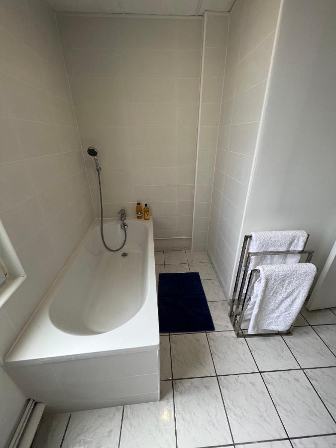 Beau 2 Pieces Quartier Brindeau A 10 Min A Pied Des Docks Et 20 Min De La Gare - Les Appartements Oceane Le Havre Luaran gambar